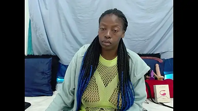 chocolatemix44 online show from April 11, 2026, 6:43 am