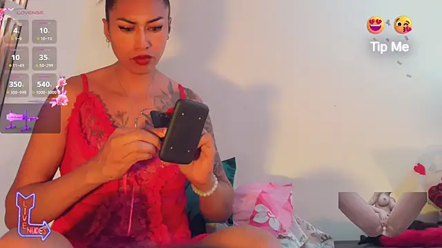 khiara moretti online show from May 28, 2026, 11:38 am