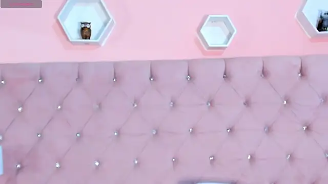 Agathaargent  online show from March 21, 2025, 4:49 am