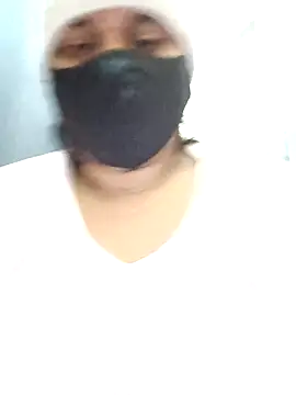 Snapshot of Shoni__ chatting on January 13, 2026, 4:33 pm Shoni online show from January 13, 2026, 4:33 pm