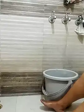 Snapshot of Shoni__ chatting on December 3, 2024, 9:50 am Shoni online show from December 3, 2024, 9:50 am