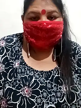 Snapshot of Shoni__ chatting on December 26, 2024, 5:51 pm Shoni online show from December 26, 2024, 5:51 pm