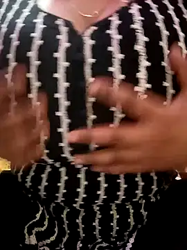 Snapshot of Jaanu_Jaanvi chatting on February 21, 2025, 8:16 pm Jaanu Jaanvi online show from February 21, 2025, 8:16 pm