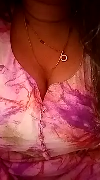 Snapshot of Jaanu_Jaanvi chatting on February 17, 2025, 8:38 pm Jaanu Jaanvi online show from February 17, 2025, 8:38 pm