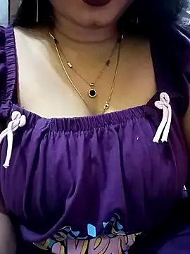 Snapshot of Jaanu_Jaanvi chatting on February 19, 2025, 8:41 pm Jaanu Jaanvi online show from February 19, 2025, 8:41 pm