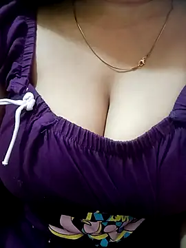 Snapshot of Jaanu_Jaanvi chatting on February 27, 2025, 8:31 pm Jaanu Jaanvi online show from February 27, 2025, 8:31 pm