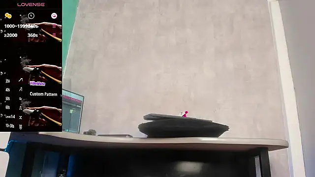 antonela83 online show from September 27, 2025, 2:07 am