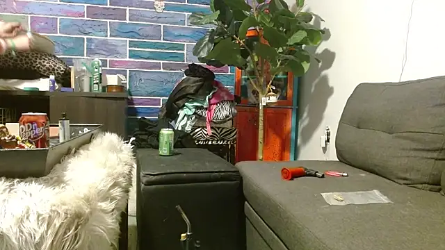 watermellonpussy online show from April 24, 2026, 1:29 am