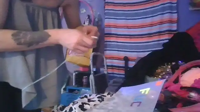 watermellonpussy online show from February 25, 2026, 4:23 am