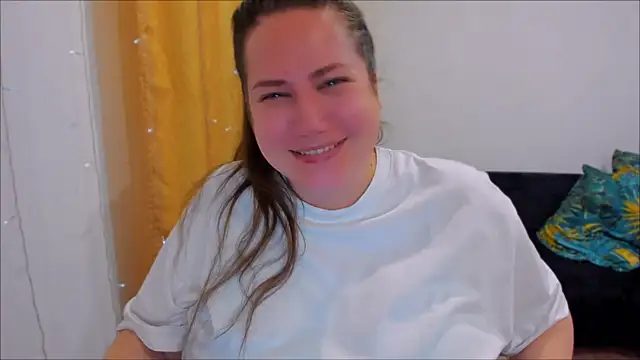  madalexa  online show from February 17, 2025, 10:49 pm