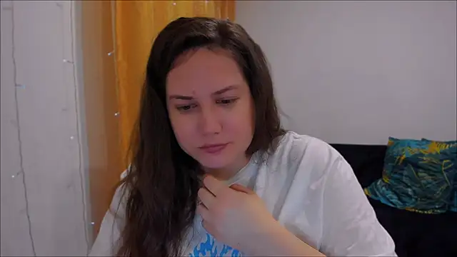  madalexa  online show from February 12, 2025, 6:30 pm