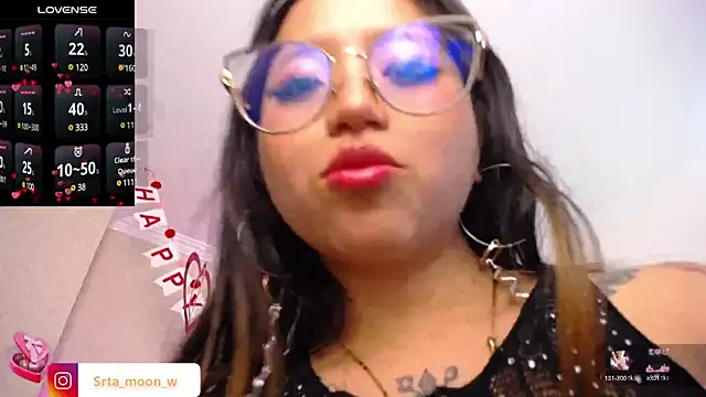 Snapshot of Moon_Water__ chatting on March 8, 2025, 6:16 pm Moon Water online show from March 8, 2025, 6:16 pm