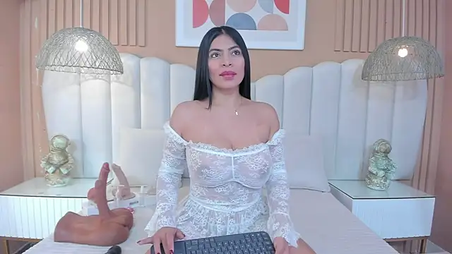 Snapshot of Sara_Vanegas chatting on March 30, 2026, 5:47 pm Sara Vanegas online show from March 30, 2026, 5:47 pm