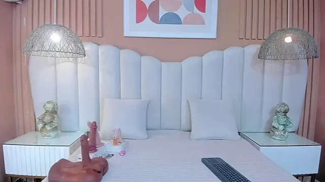 Snapshot of Sara_Vanegas chatting on March 4, 2026, 11:51 am Sara Vanegas online show from March 4, 2026, 11:51 am