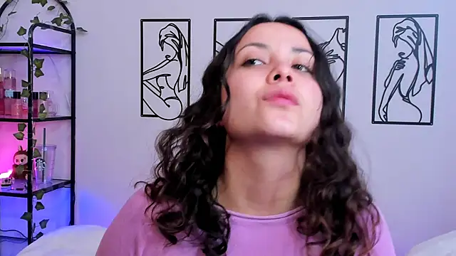 Megan Rodrigo online show from September 12, 2025, 8:52 pm