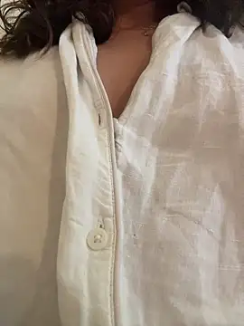 Megan Rodrigo online show from January 18, 2026, 1:36 pm