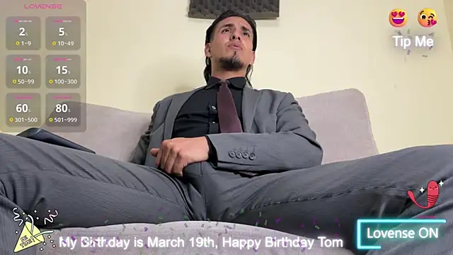 Tom blunt96 online show from March 19, 2025, 4:03 am