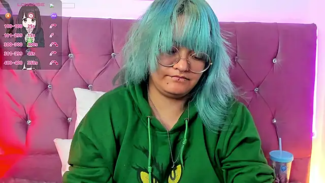 lucky-leah online show from March 16, 2025, 8:21 am