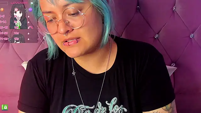 lucky-leah online show from March 15, 2025, 1:19 am