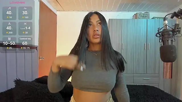 Snapshot of Kayla_foxxy chatting on September 15, 2025, 4:13 am Kayla foxxy online show from September 15, 2025, 4:13 am