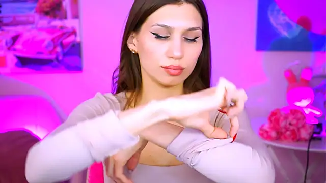 Snapshot of MollyPerry chatting on January 28, 2025, 7:10 pm MollyPerry online show from January 28, 2025, 7:10 pm