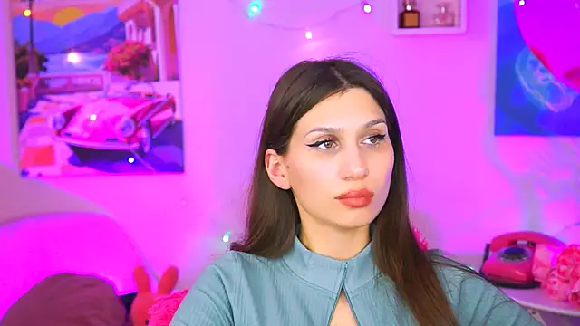 Snapshot of MollyPerry chatting on February 16, 2025, 10:11 pm MollyPerry online show from February 16, 2025, 10:11 pm