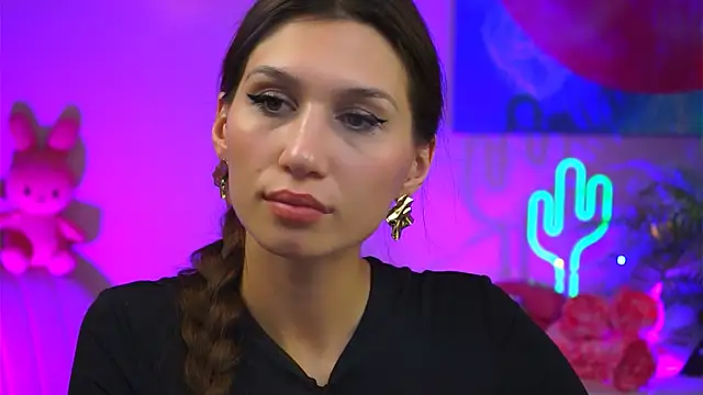 Snapshot of MollyPerry chatting on February 27, 2025, 7:37 pm MollyPerry online show from February 27, 2025, 7:37 pm