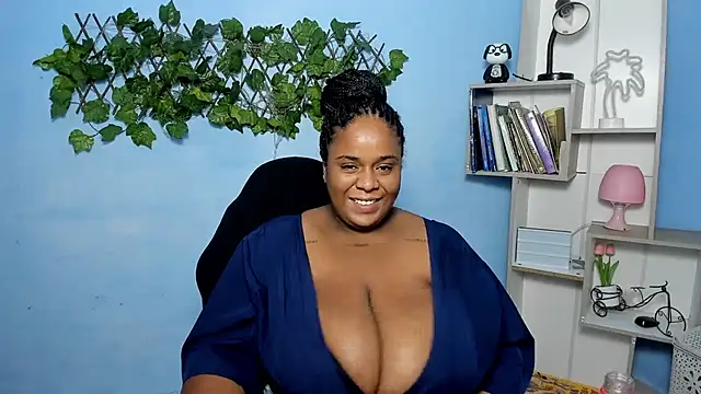 bbw charlote online show from November 13, 2025, 10:52 am