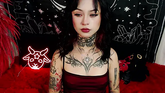 Isabella  dark online show from March 12, 2025, 7:58 pm