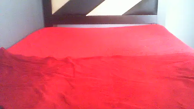 Esona5 online show from April 17, 2026, 9:56 am