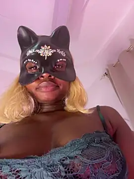 Nottynadiaa online show from January 15, 2026, 2:48 am