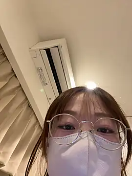 Snapshot of OCHAN___X chatting on March 7, 2026, 10:54 am OCHAN X online show from March 7, 2026, 10:54 am