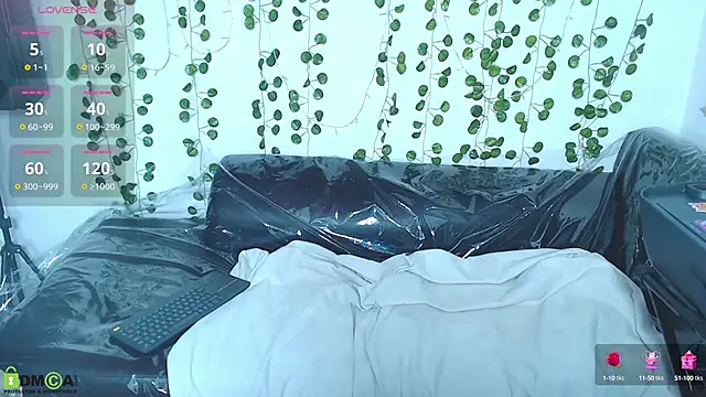 Snapshot of yinetford chatting on October 4, 2025, 9:55 am yinetford online show from October 4, 2025, 9:55 am