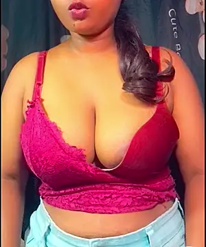 SLteena online show from May 20, 2026, 3:42 pm