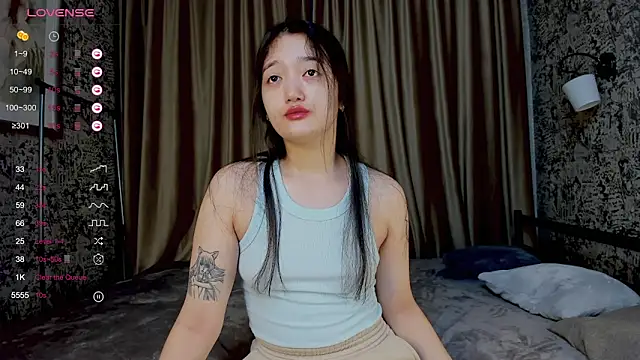 FreyaRaya online show from September 22, 2025, 3:12 am