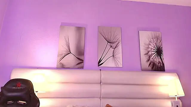 milan sweet online show from April 21, 2026, 9:32 pm