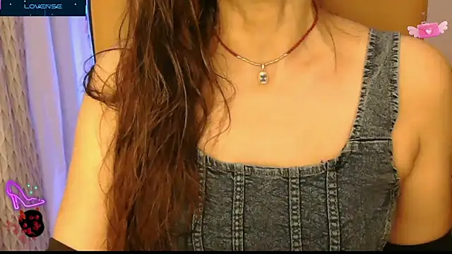  Blue Ruubyy  online show from October 12, 2025, 1:45 pm