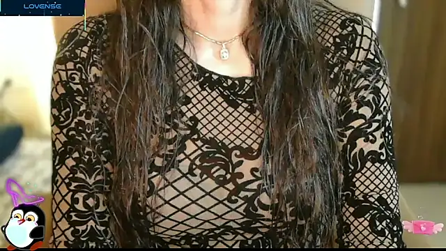  Blue Ruubyy  online show from October 27, 2025, 1:23 pm