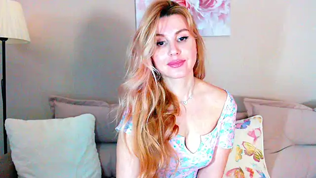 Lady moon  online show from December 13, 2024, 6:31 am