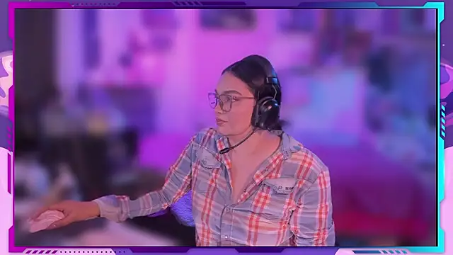 MegariaB online show from March 4, 2026, 4:42 am