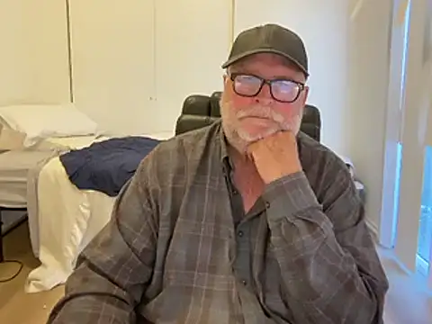 Drummajor online show from March 15, 2025, 10:33 pm