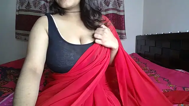 Dayna-36 online show from November 24, 2025, 3:34 pm