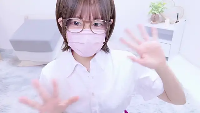 963 kurumi online show from March 7, 2025, 8:44 pm