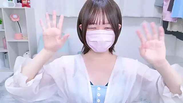 963 kurumi online show from March 18, 2025, 3:45 am