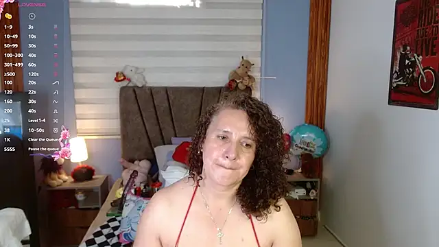 Nadia 84 online show from October 22, 2025, 12:15 pm