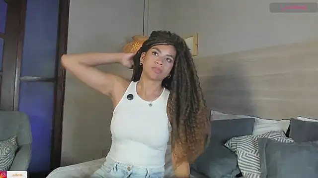 Snapshot of nayah__ chatting on February 13, 2026, 8:42 pm nayah online show from February 13, 2026, 8:42 pm