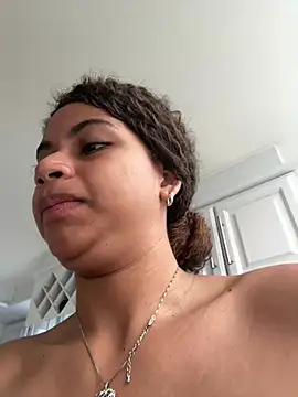 Snapshot of nayah__ chatting on February 7, 2026, 5:10 pm nayah online show from February 7, 2026, 5:10 pm