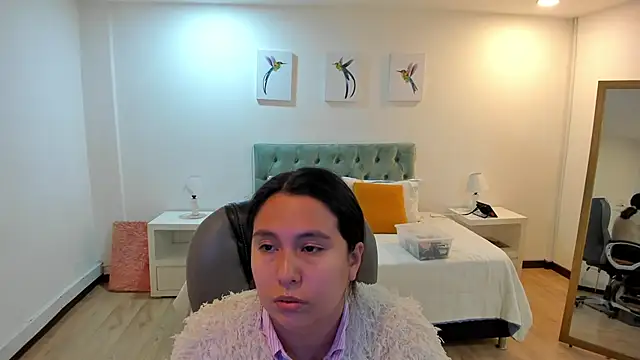  Natalie18 online show from September 21, 2025, 3:33 am