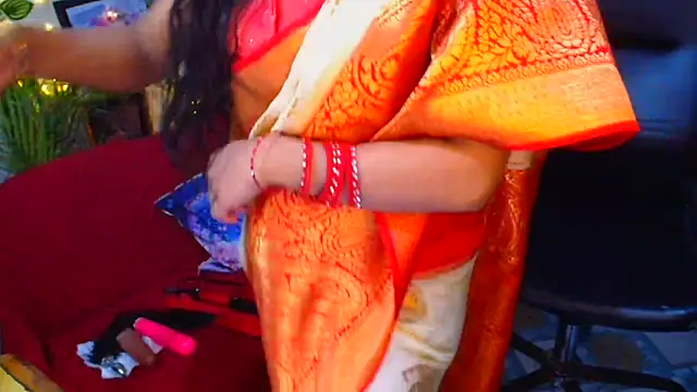 SnoowForYou online show from September 30, 2025, 11:55 pm