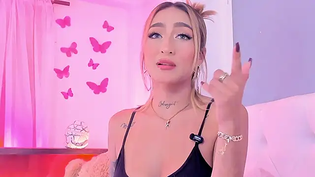 rosemonrooe online show from March 20, 2026, 3:51 am